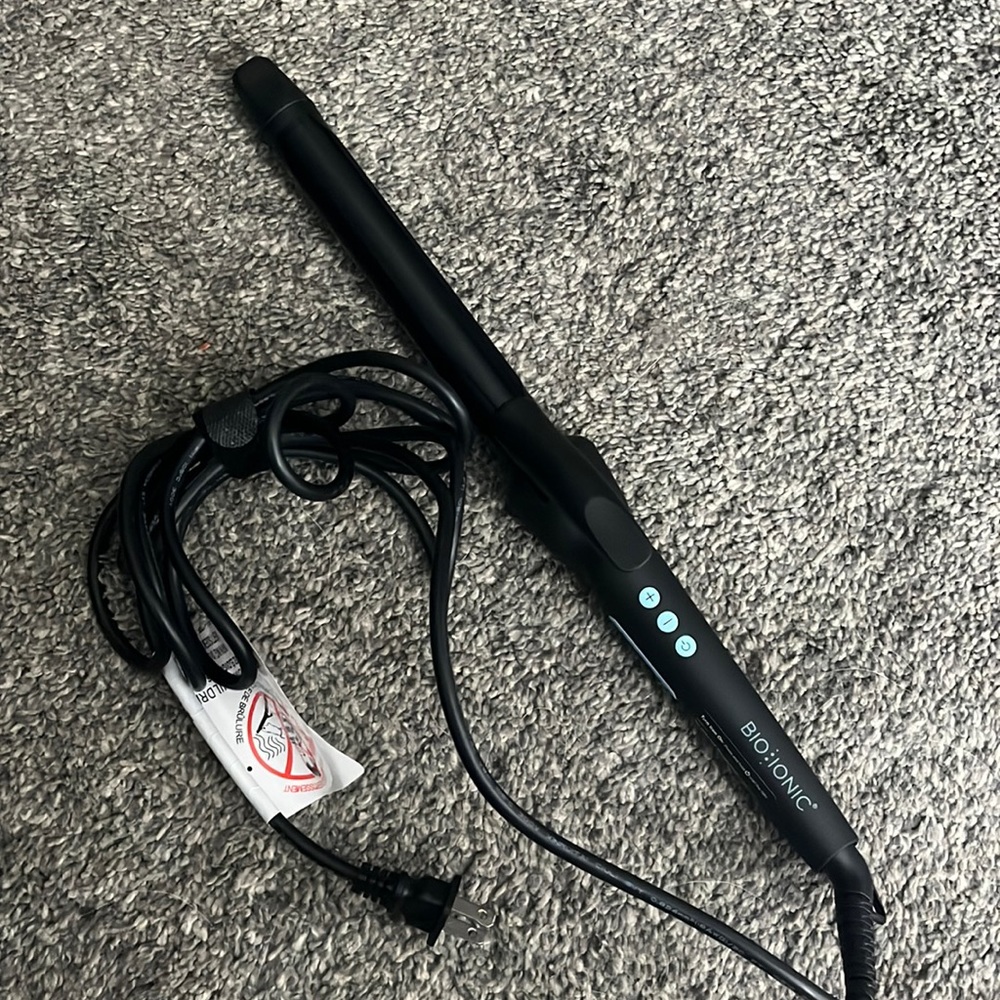 Bio Ionic Long Barrel 1 inch Curling Iron